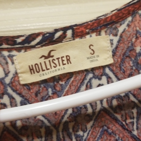 Hollister Boho Romper - Picture 2 of 7